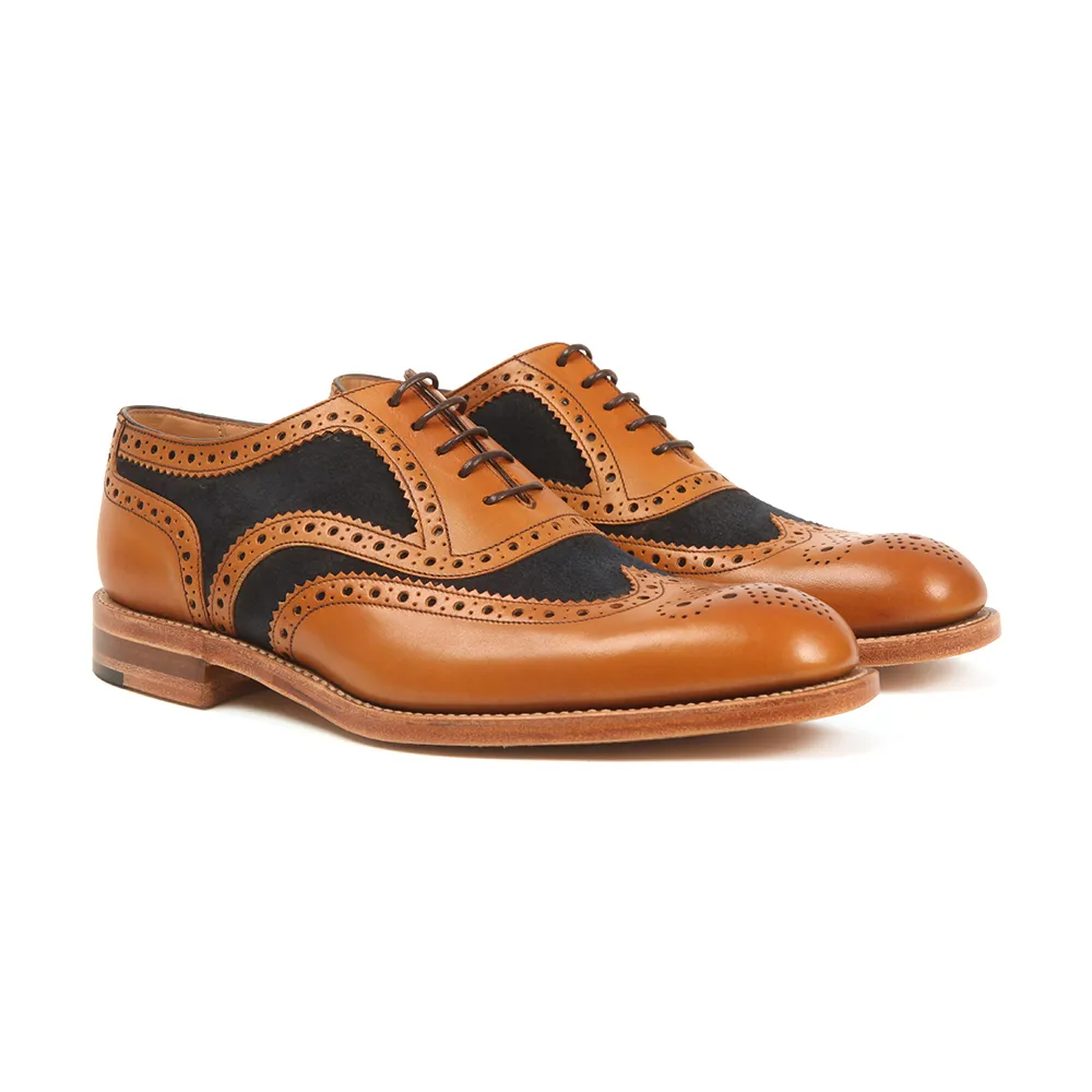 17157 loake tarantula feeding