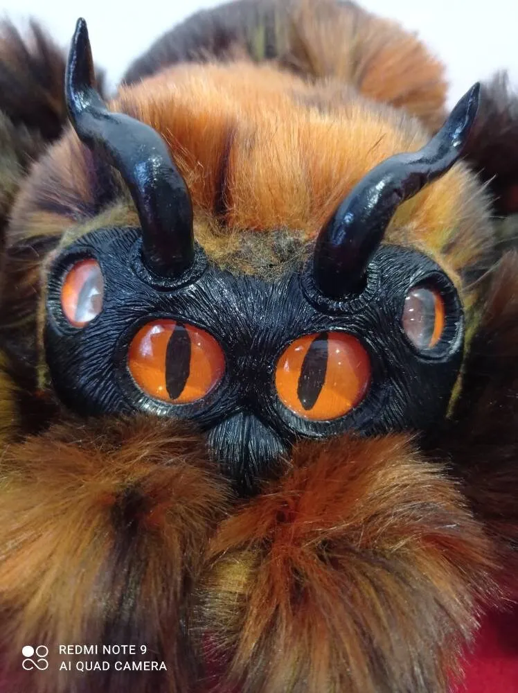 17186 lava spider tarantula feeding