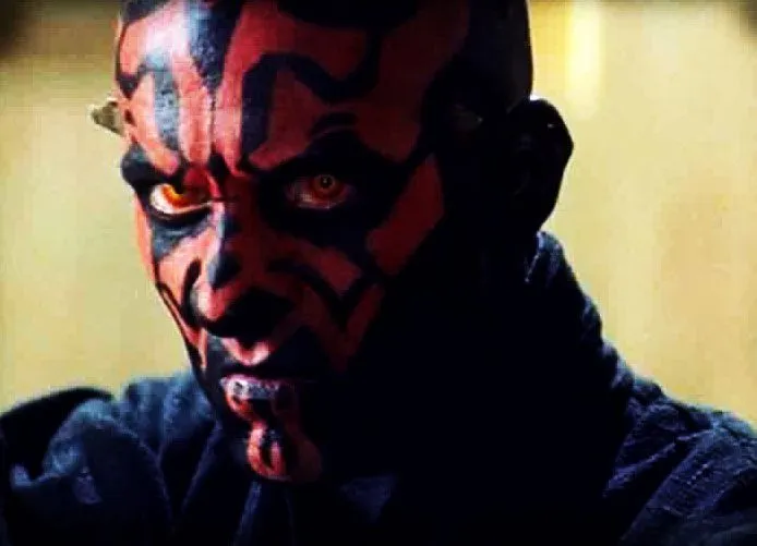 /img/17217-darth-maul-tarantula-feeding.webp